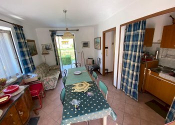 CUCINA-SOGGIORNO - Villa a Schiera frazione CASTEL DEL BOSCO, 12, Roure - foto 2