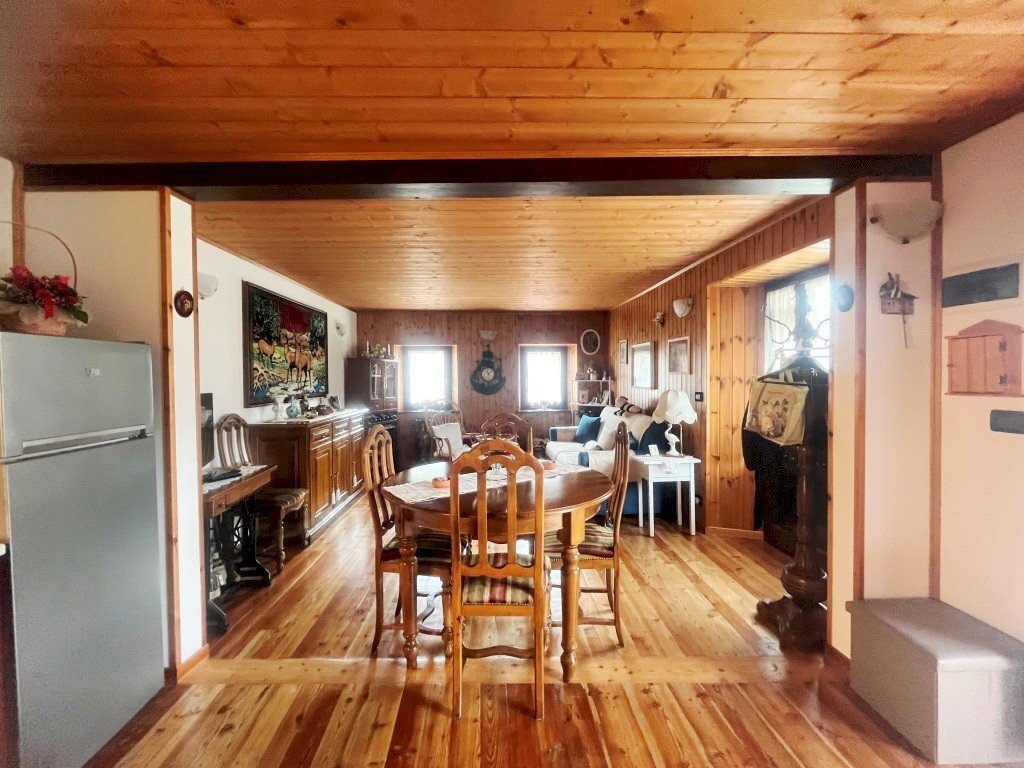 Casa semi indipendente Borgata Chiabrano, 10, Perrero - foto 1