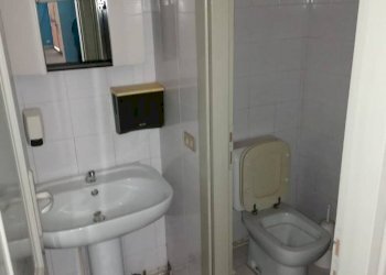 bagno - Negozio via dei Guasco, 71, Alessandria - foto 12
