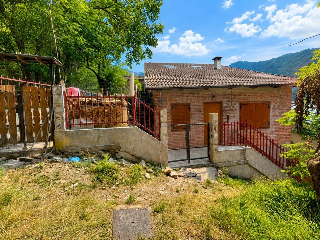 Casa semi indipendente Borgata Barneo, 9, Perrero - foto 1