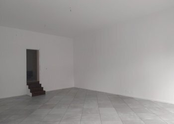 4.jpg - Locale Commerciale C.so D'Augusto 208, Rimini - foto 5