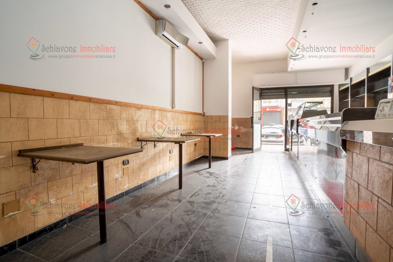RIC08199-HDR.jpg - Commercial Premises Siracusa - photo 1