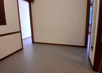 20250402_105026.jpg - Ufficio Viale Puccini, Lucca - foto 9