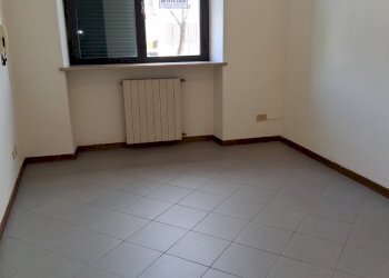 20250402_105041.jpg - Ufficio Viale Puccini, Lucca - foto 11