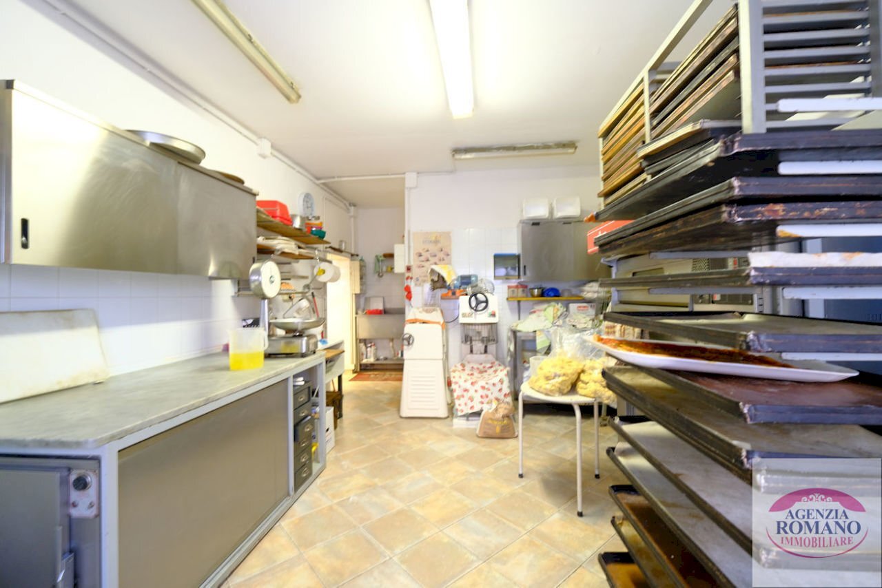 Rif 1263(Copy8).jpg - Bakery - Pastificio Sassello - photo 2