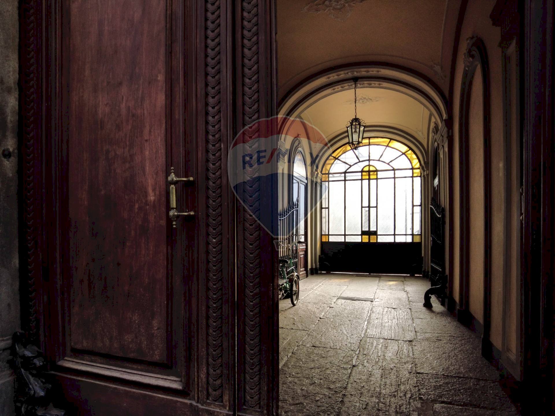 Three-room apartment Via Giuseppe Baretti, 8 
 San Salvario, Torino (neighborhood San Salvario) - photo 2