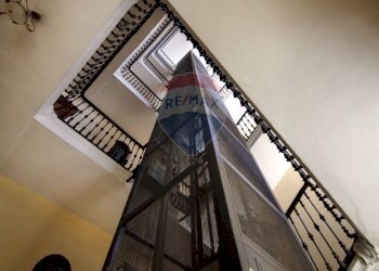 Three-room apartment Via Giuseppe Baretti, 8 
 San Salvario, Torino (neighborhood San Salvario) - photo 7