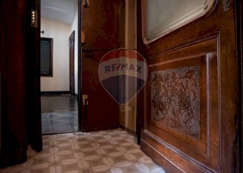 Three-room apartment Via Giuseppe Baretti, 8 
 San Salvario, Torino (neighborhood San Salvario) - photo 1