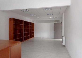 WhatsApp Image 2022-04-06 at 16.10.30.jpeg - Office Sarzana - photo 3