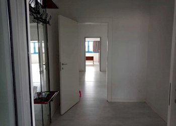 WhatsApp Image 2022-04-06 at 16.10.372.jpeg - Office Sarzana - photo 9