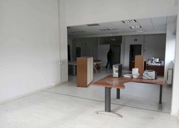 WhatsApp Image 2025-10-21 at 15.11.04(3).jpeg - Office Sarzana - photo 14