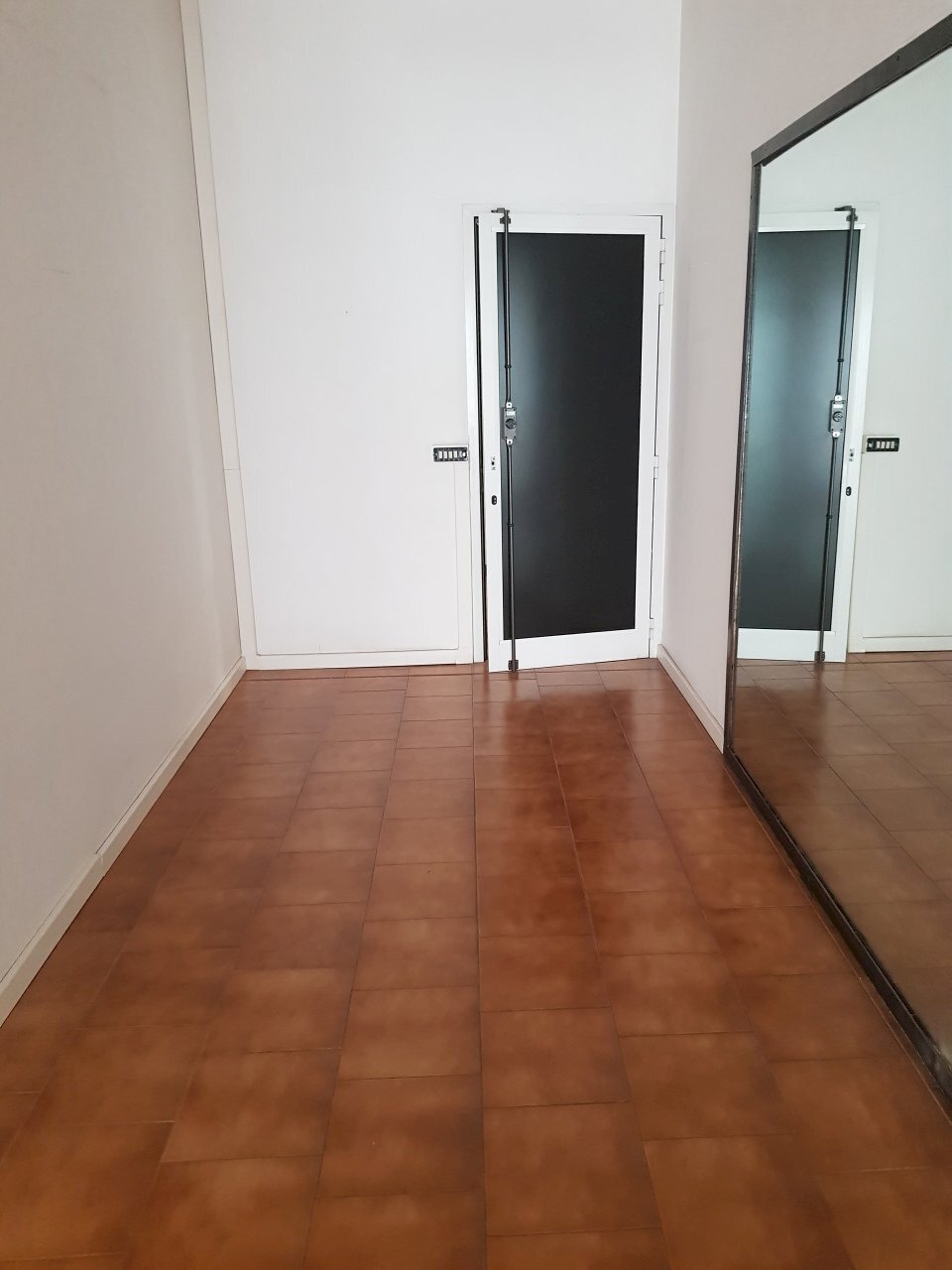 20230224_112939.jpg - Locale Commerciale Fosdinovo - foto 2