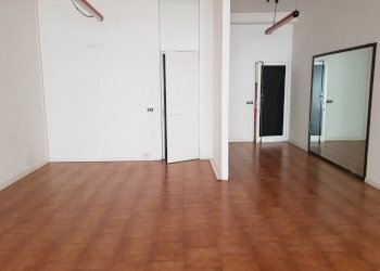 20230224_113053.jpg - Locale Commerciale Fosdinovo - foto 3