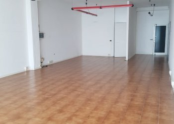 20230224_113122.jpg - Locale Commerciale Fosdinovo - foto 5