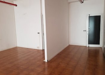 20230224_112948.jpg - Locale Commerciale Fosdinovo - foto 7