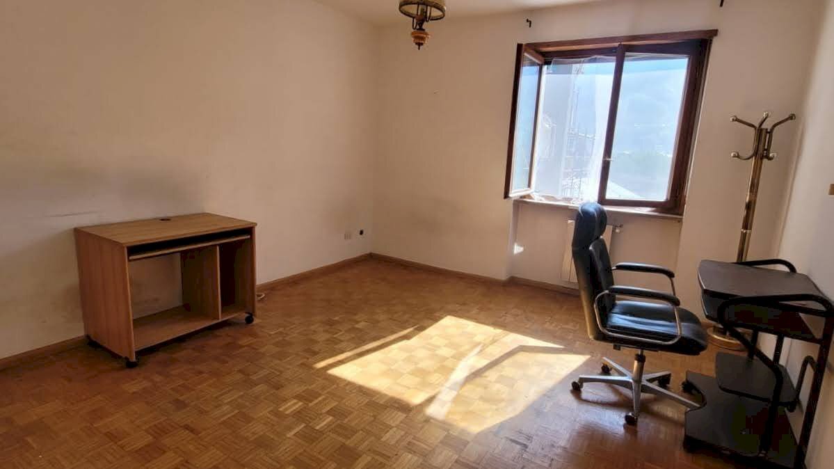 Quadrilocale Via Parigi, Aosta - foto 3