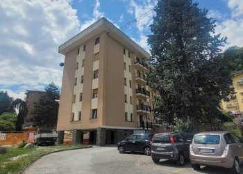 Quadrilocale Via Parigi, Aosta - foto 1