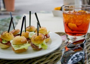 Cafeteria - Cold Bar Torino (neighborhood San Salvario) - photo 4