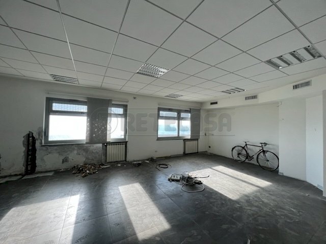 BANCA INTESA PIETRA LIGURE  (2).jpg - Townhouse Corso Italia 64, Pietra Ligure - photo 3