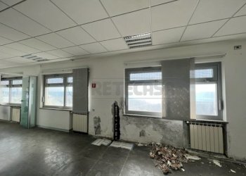 BANCA INTESA PIETRA LIGURE  (3).jpg - Terratetto - Terracielo Corso Italia 64, Pietra Ligure - foto 2