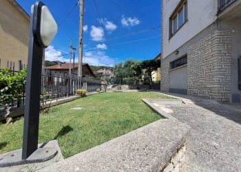 WhatsApp Image 2024-06-25 at 11.58.45 (3).jpeg - Independent house Amelia - photo 6