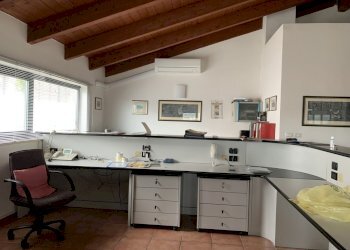 ufficio arredato 1.jpg - Office Via Esino 91/A, San Benedetto del Tronto - photo 1