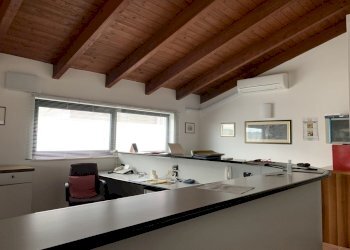ufficio arredato.jpg - Office Via Esino 91/A, San Benedetto del Tronto - photo 6