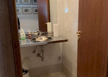 bagno.jpg - Office Via Esino 91/A, San Benedetto del Tronto - photo 7