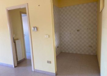 Four-room apartment Via Torre Mileto, San Nicandro Garganico - photo 6