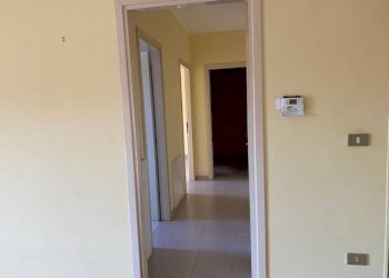 Four-room apartment Via Torre Mileto, San Nicandro Garganico - photo 7