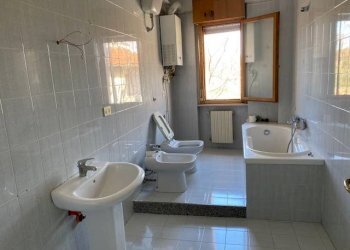 Four-room apartment Via Torre Mileto, San Nicandro Garganico - photo 12