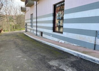 Four-room apartment Via Torre Mileto, San Nicandro Garganico - photo 16