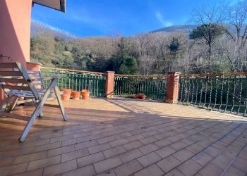 Terrazzo - Four-room apartment via Piandifieno, 55, Ne - photo 22