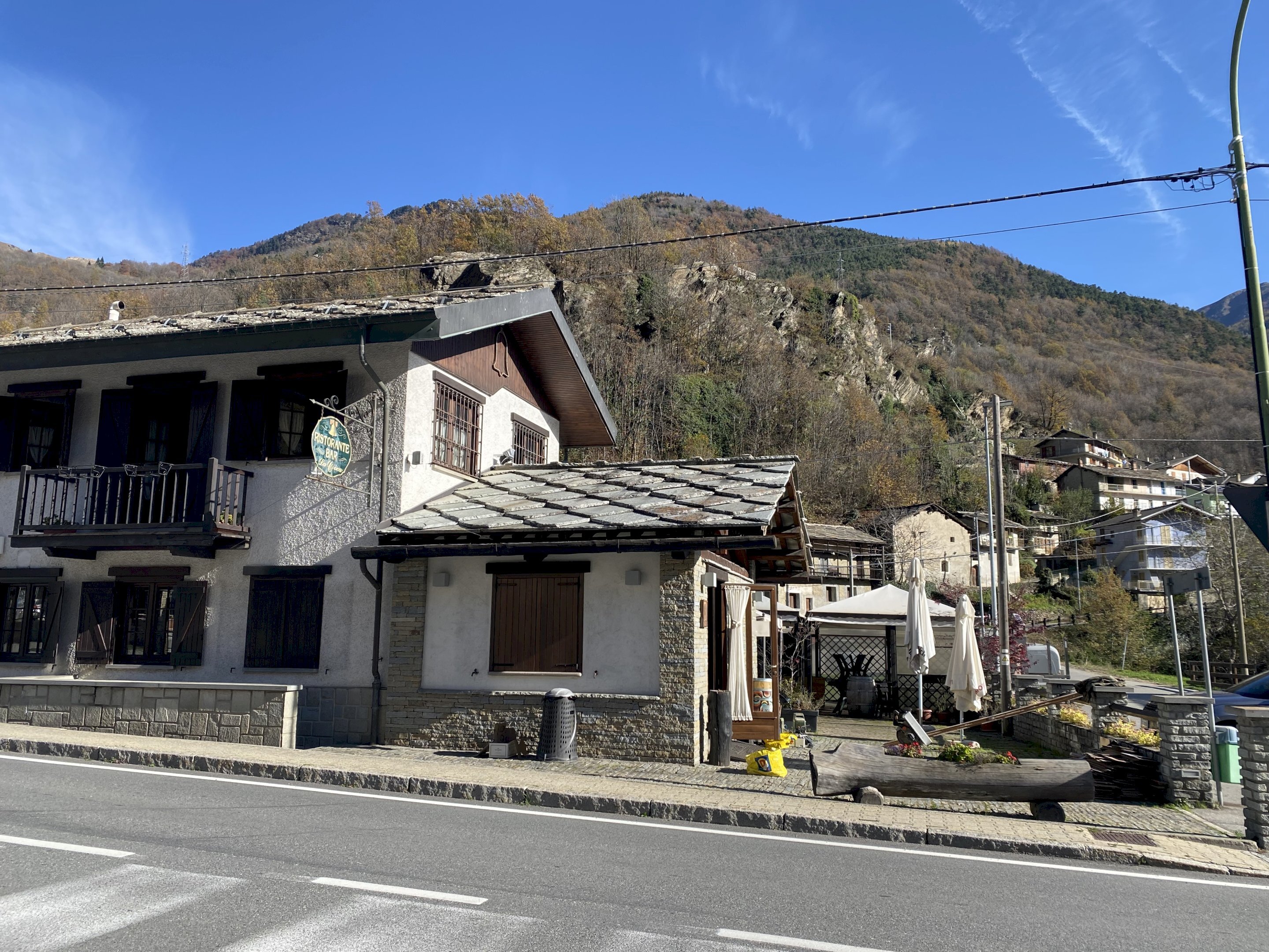 facciata - Restaurant Frazione Balma, 11, Roure - photo 3