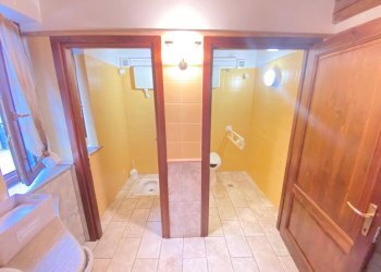 bagno clienti - Ristorante Frazione Balma, 11, Roure - foto 37