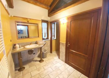 bagno clienti - Ristorante Frazione Balma, 11, Roure - foto 40