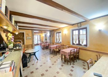 sala piano terra - Ristorante Frazione Balma, 11, Roure - foto 31