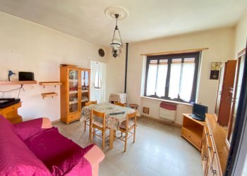 Trilocale borgata combal, 39, Roure - foto 1