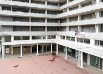 20220103200601-631145-16.jpg - Locale Commerciale Caltanissetta - foto 15