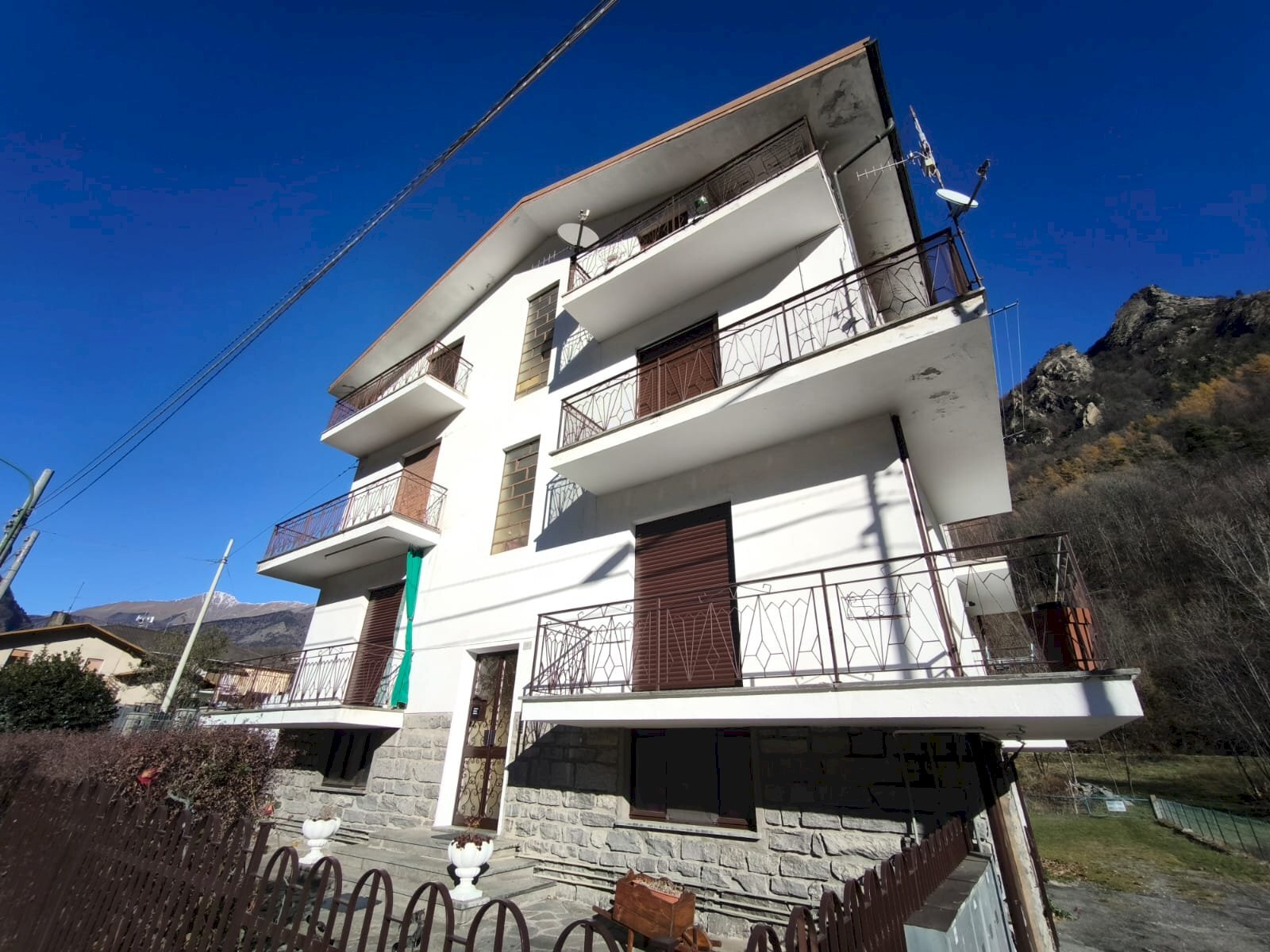 Trilocale Frazione Roreto, 10, Roure - foto 1