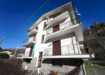 Trilocale Frazione Roreto, 10, Roure - foto 1