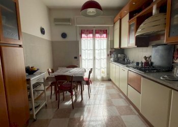 cd60a116-1ffa-43da-9a48-63d13a9d3313.jpg - Quadrilocale Castelnuovo Magra - foto 5