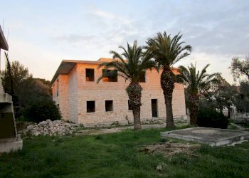 Villa bifamiliare - Villa Statte - photo 1