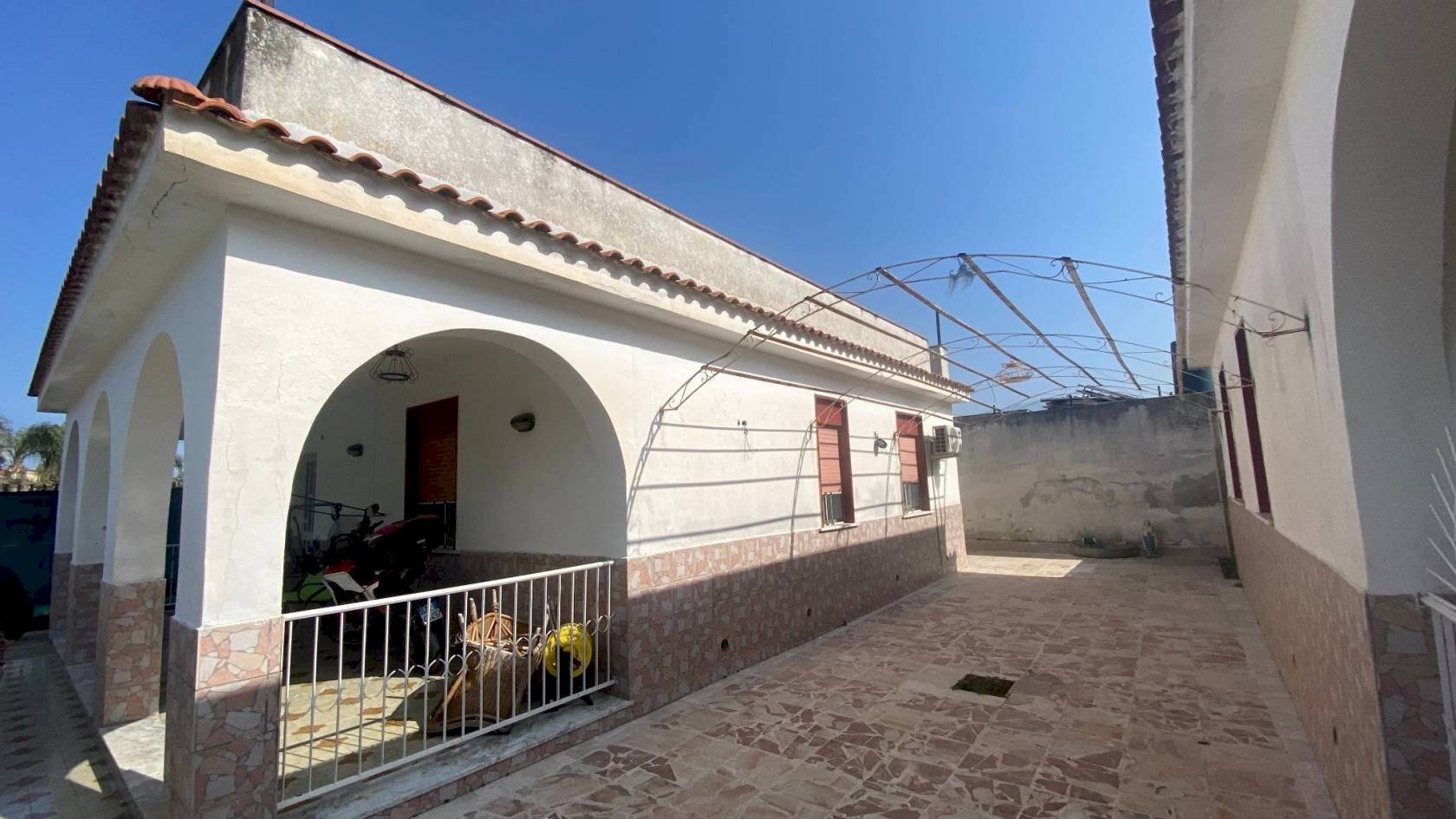 Villa via Capri, Carini - foto 1