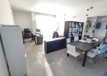 IMG_20221223_114543.jpg - Ufficio via Brescia, Trento - foto 4