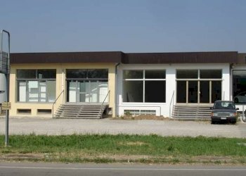 Shop Reggio nell'Emilia - photo 2