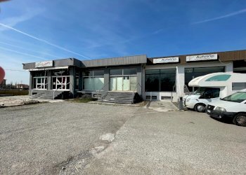 Shop Reggio nell'Emilia - photo 1