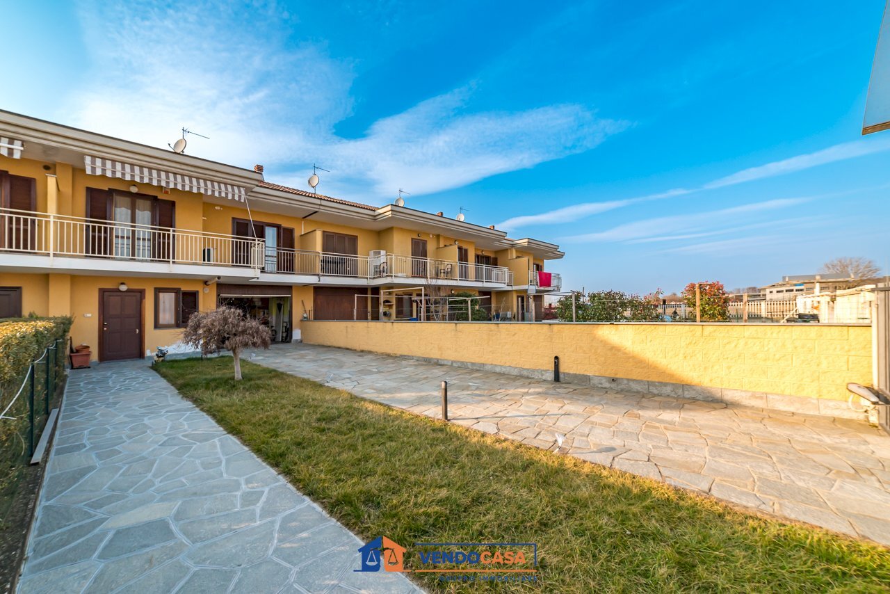 Casa indipendente Casalgrasso - foto 1