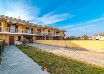 Independent house Casalgrasso - photo 1