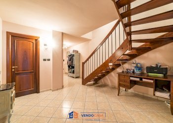 Independent house Casalgrasso - photo 8